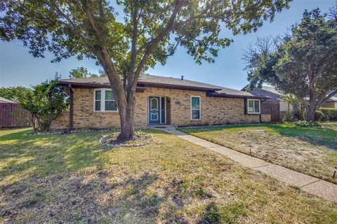 A home in Hickory Creek