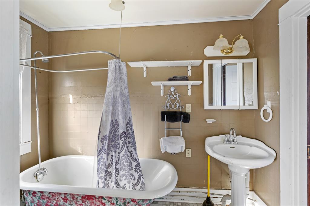 Railroad - Baird - Residential