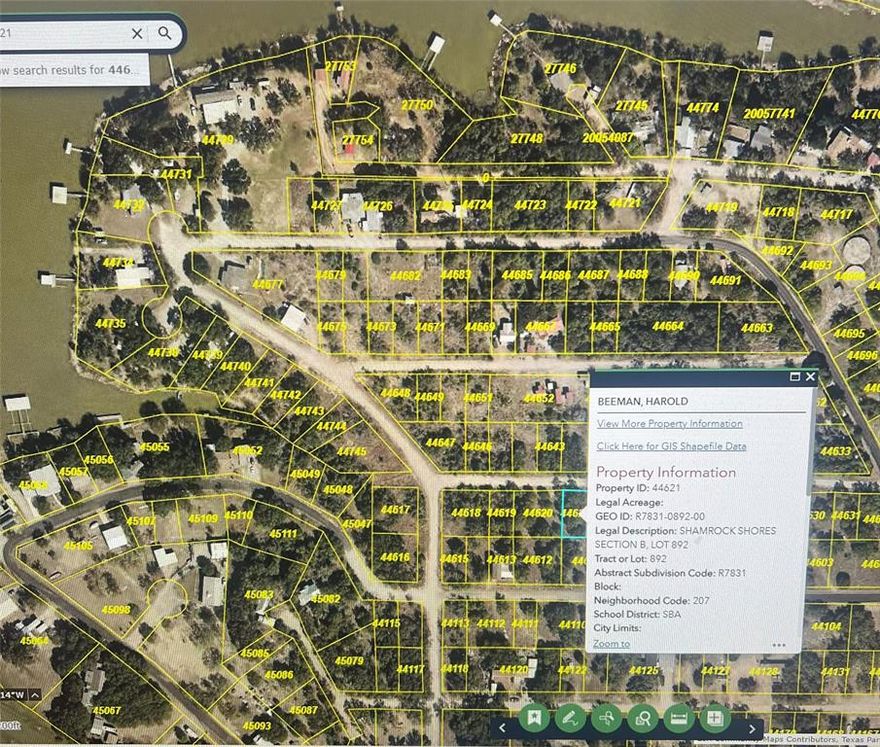Individual lot for Sale in Shamrock Shores