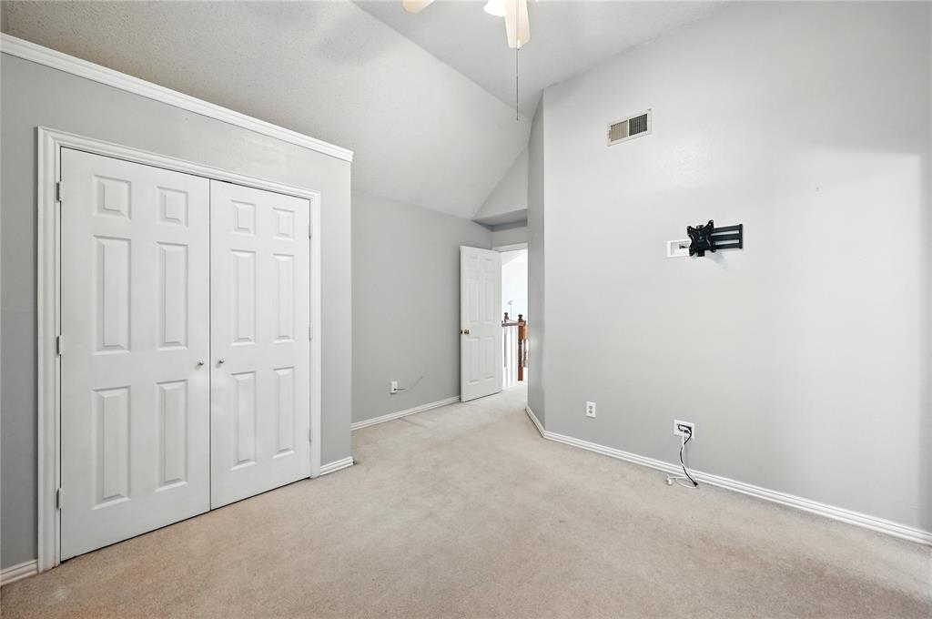 Irving, Texas 75063, United States, 3 Bedrooms Bedrooms, ,3 BathroomsBathrooms,Residential,Active,200135