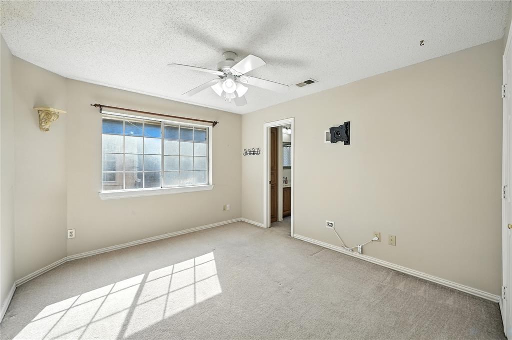 Irving, Texas 75063, United States, 3 Bedrooms Bedrooms, ,3 BathroomsBathrooms,Residential,Active,200135