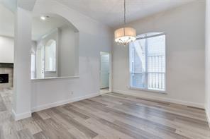 3867 Ridgelake Court