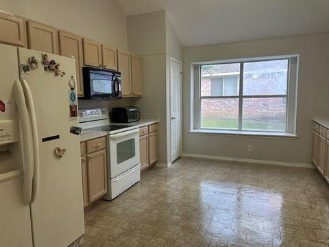 Photo of 917 Bard Drive, Garland, TX 75040 (MLS # 21182130)