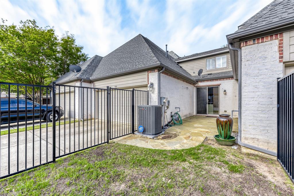 Villas At Lake Vista Ph 1 - Residential