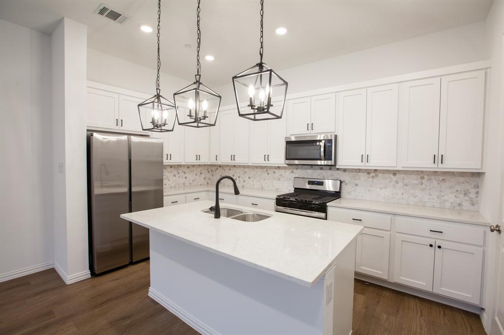 Allen, Texas 75013, United States, 3 Bedrooms Bedrooms, ,3 BathroomsBathrooms,Residential,Active,226530