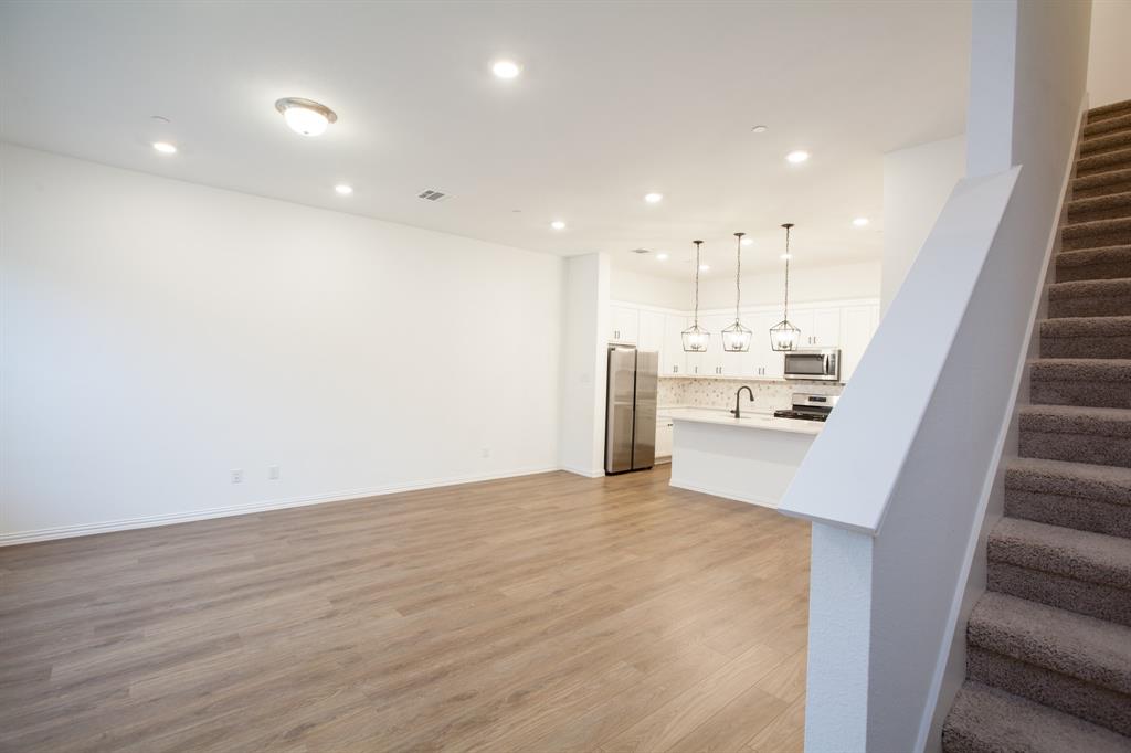 Allen, Texas 75013, United States, 3 Bedrooms Bedrooms, ,3 BathroomsBathrooms,Residential,Active,226530