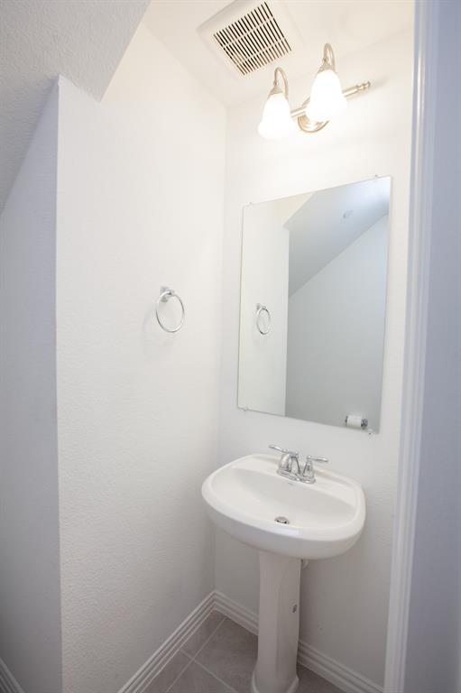 Allen, Texas 75013, United States, 3 Bedrooms Bedrooms, ,3 BathroomsBathrooms,Residential,Active,226530