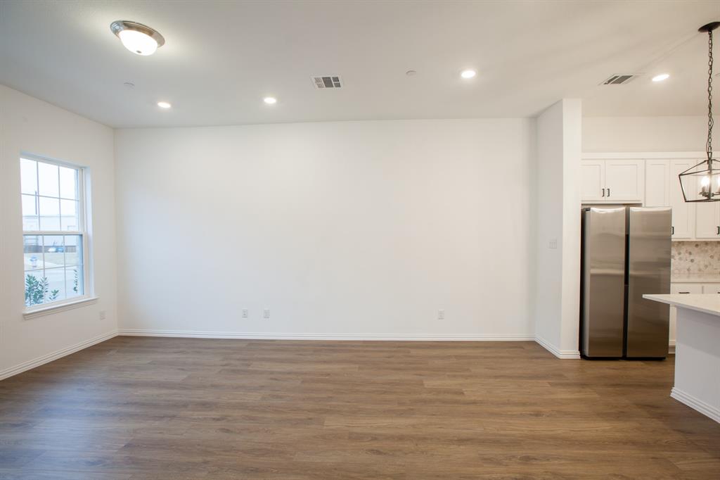 Allen, Texas 75013, United States, 3 Bedrooms Bedrooms, ,3 BathroomsBathrooms,Residential,Active,226530