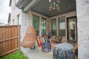 Apples Crossing - Residential Lease