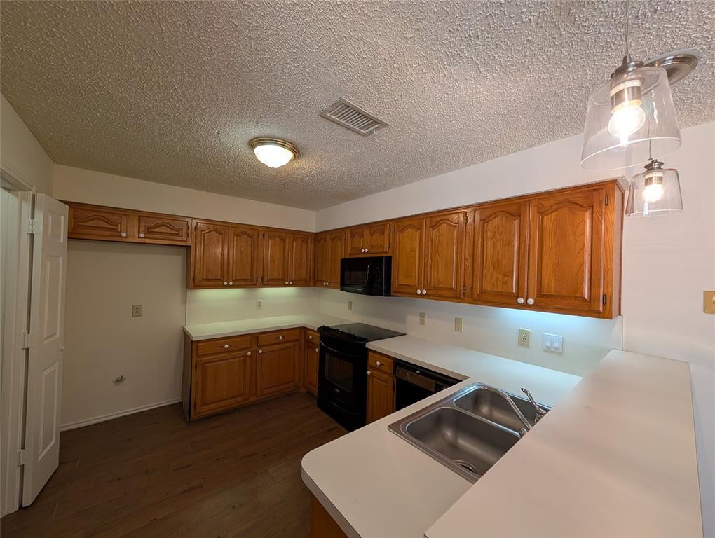 3535 Hilltop Lane