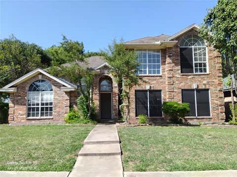 Photo of 2837 Perrine Place, Grand Prairie, TX 75052 (MLS # 21338067)