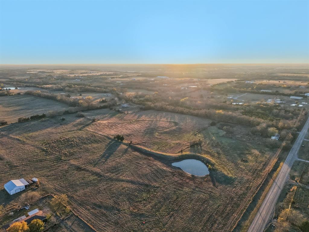 A1346 J Peters - Land