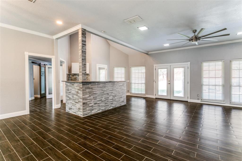 3713 Brentwood Court