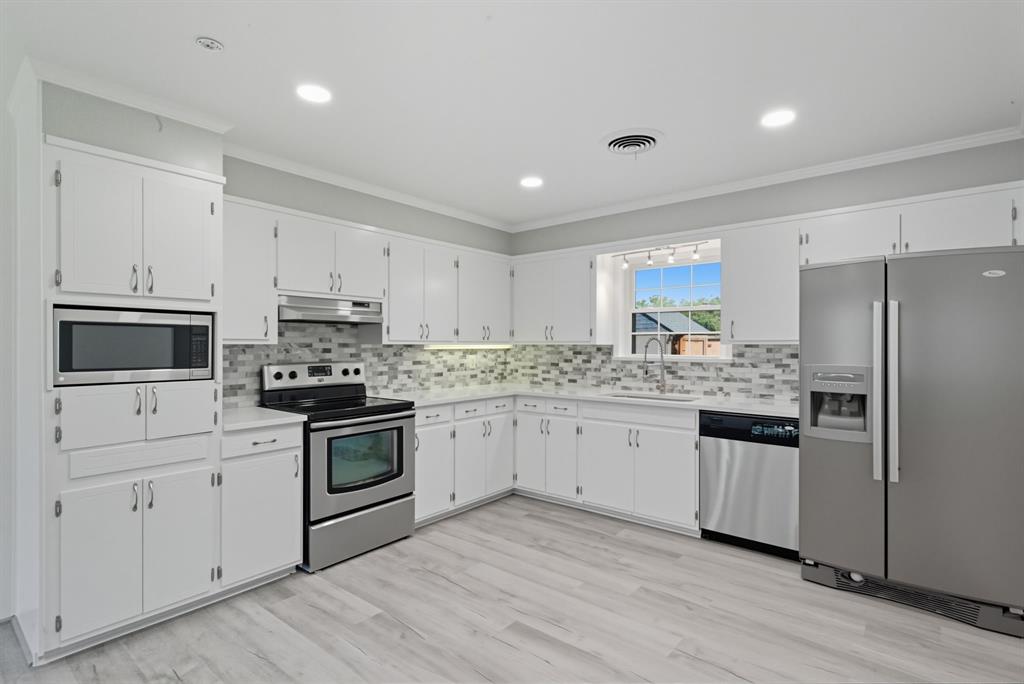 312 W 5th Street