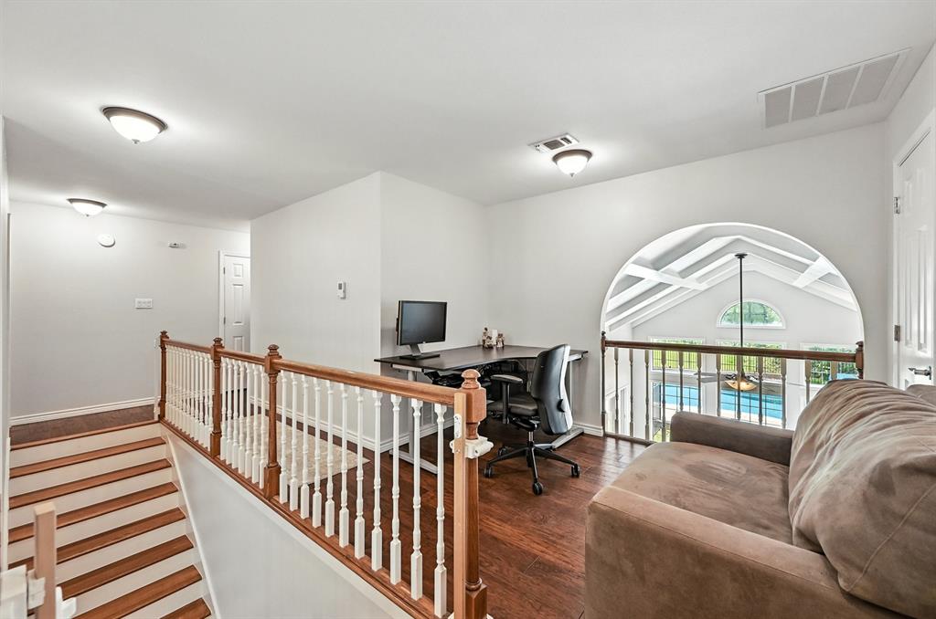 S MORRIS - Residential