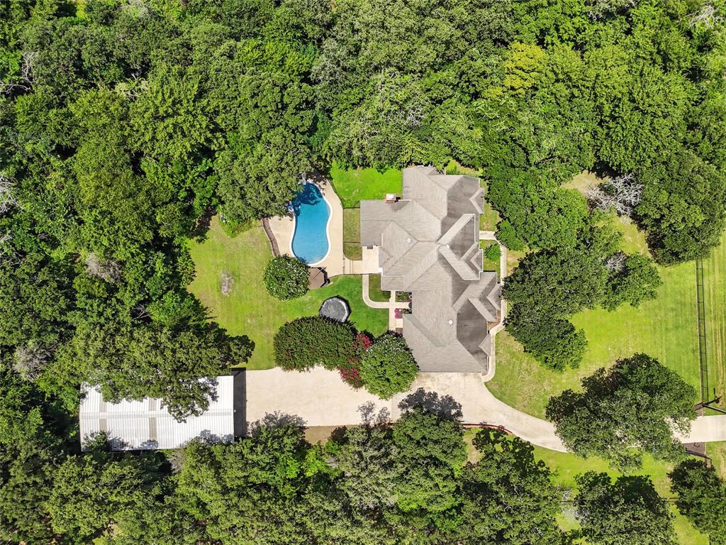 5708 Pecan Circle