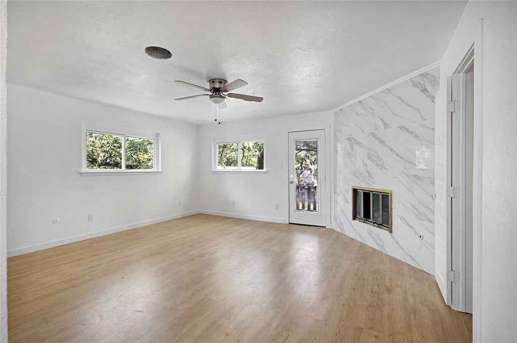 520 Circleview Drive S