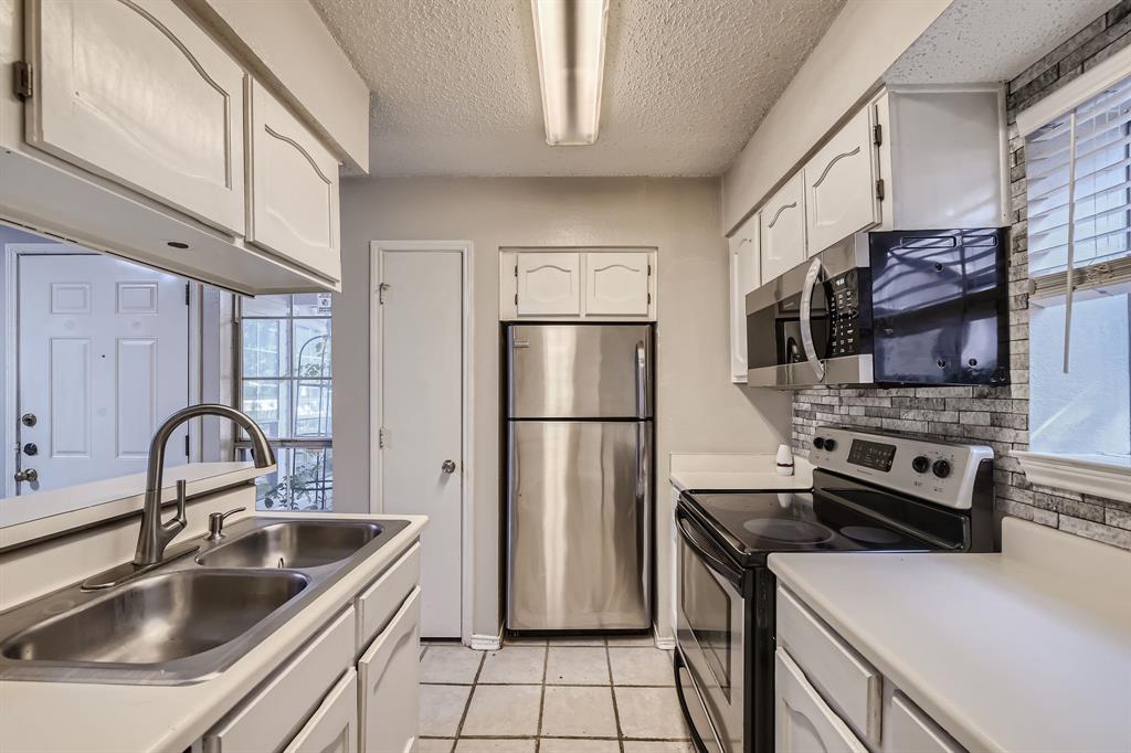 Meadowood Village Add - Residential