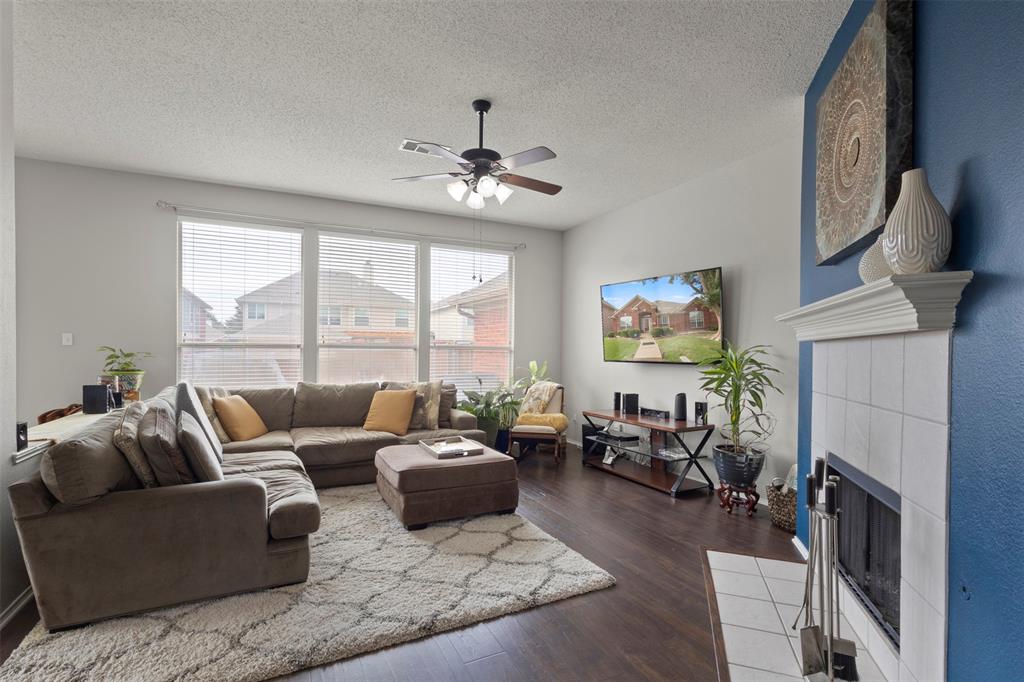 5025 Vineyard Lane