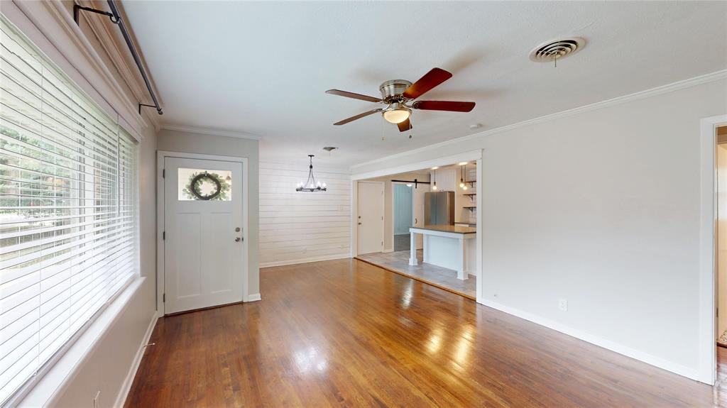 834 Inwood Drive
