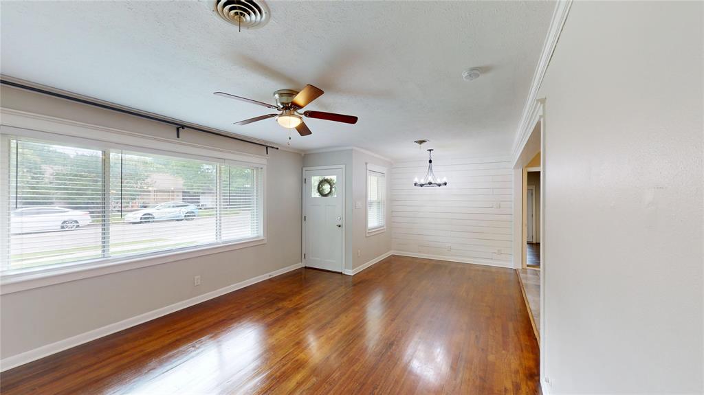 834 Inwood Drive