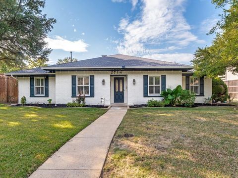 2714 Carriage Lane Carrollton TX 75006