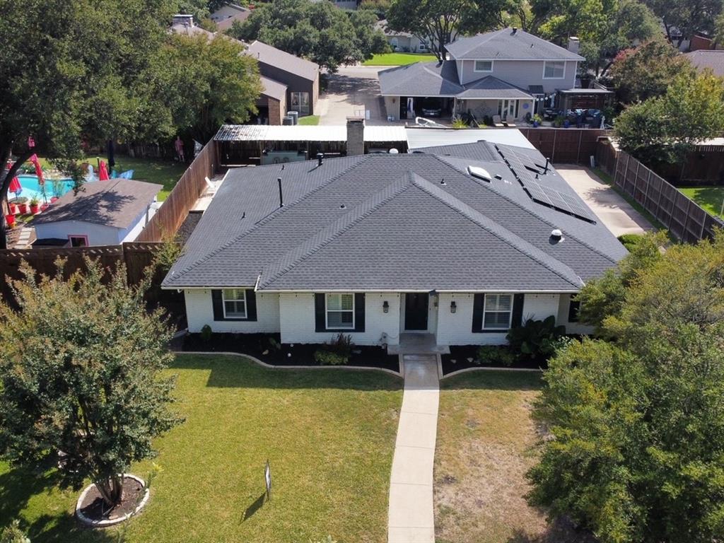 2714 Carriage Lane