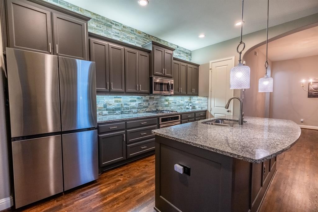 3903 Canton Jade Way