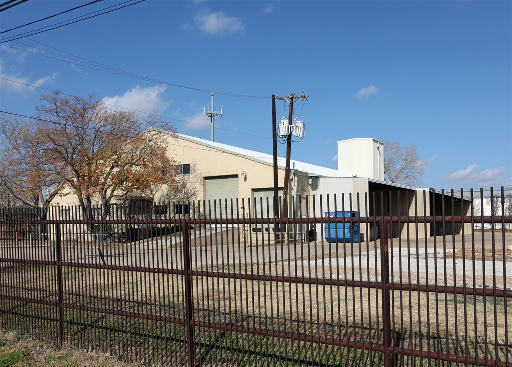 Dallas, Texas 75227, United States, ,Commercial,Active,231971