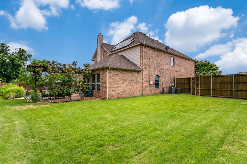 5924 Deerwood Lane
