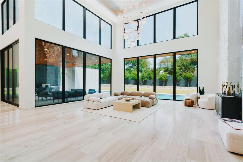 4625 Walnut Hill Lane
