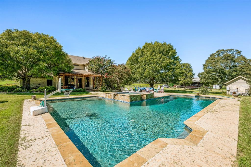 Colton William - Farm