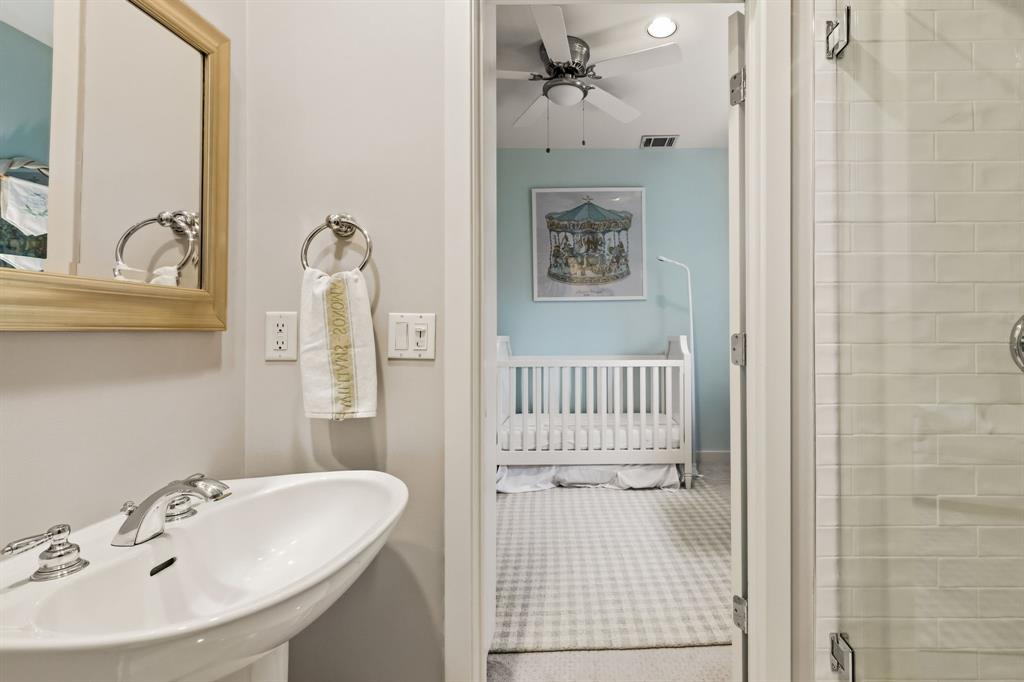 Travis Street Condos 4100 - Residential