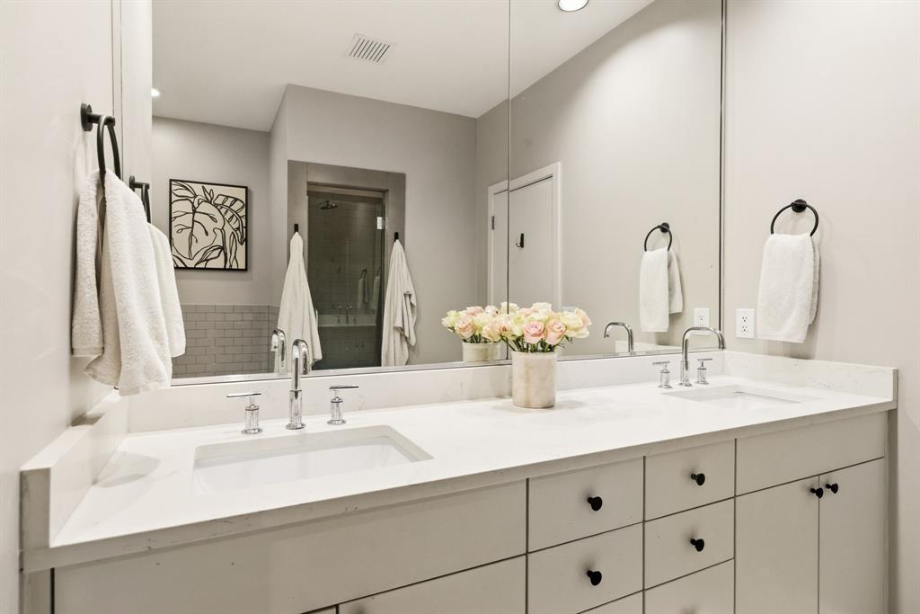 Travis Street Condos 4100 - Residential