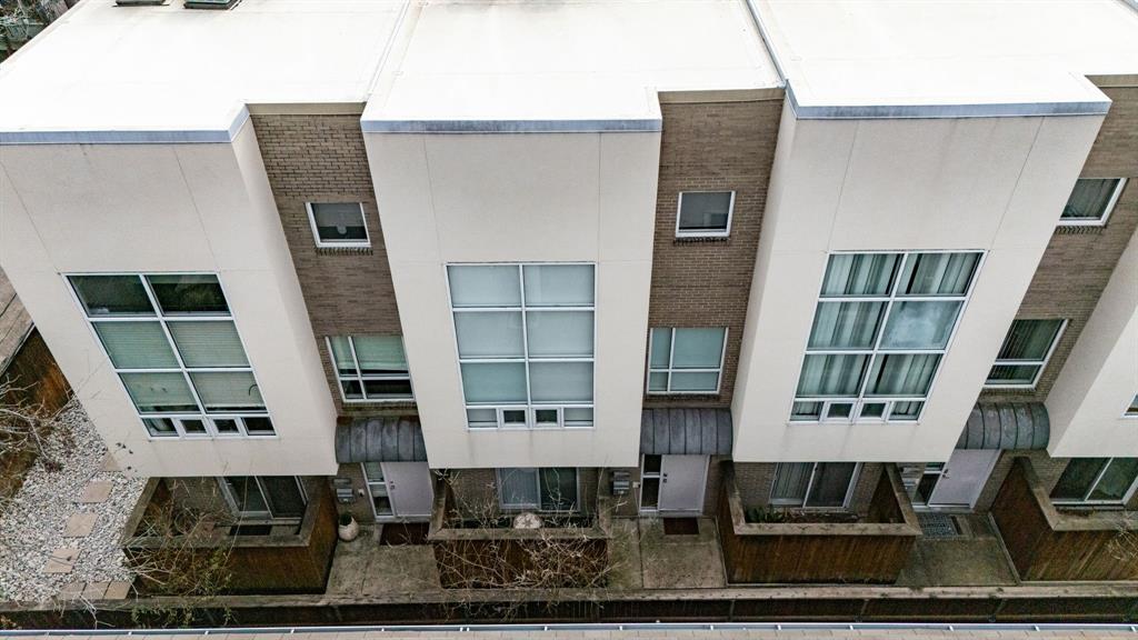 Travis Street Condos 4100 - Residential