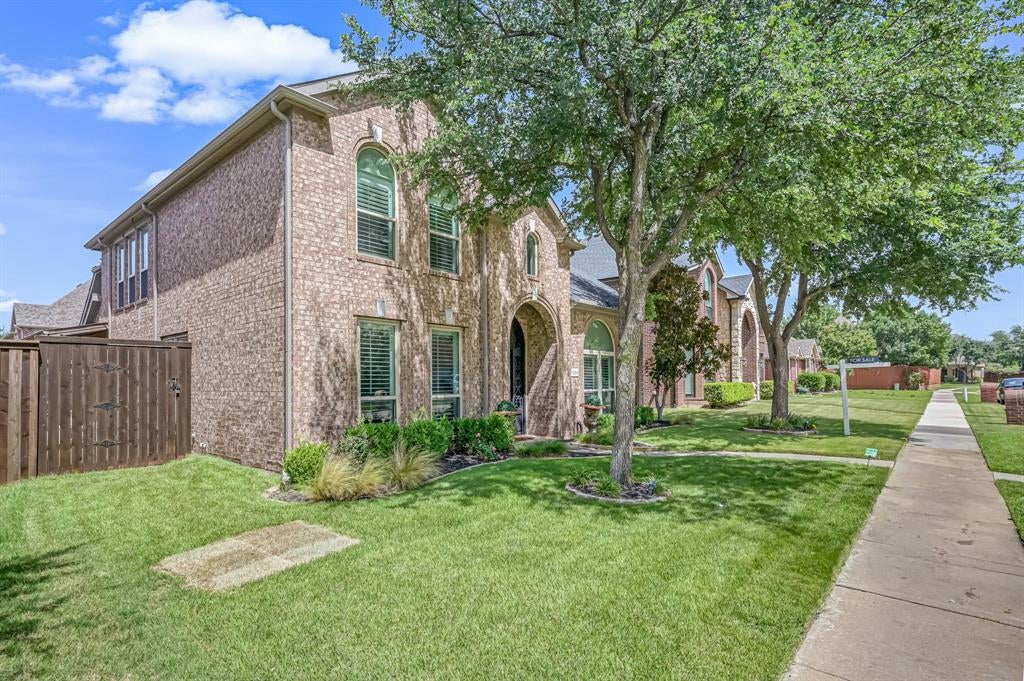 11261 Tenison Lane
