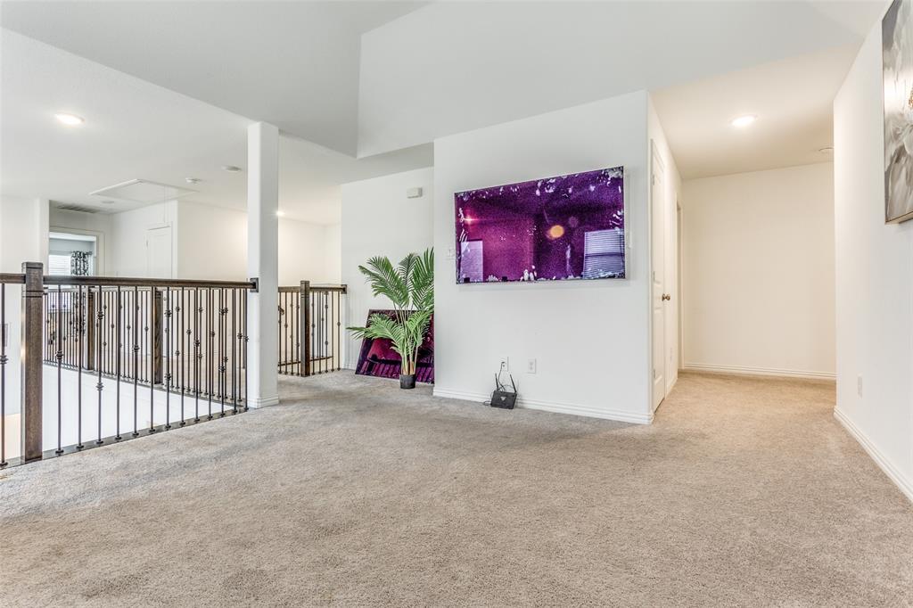 Riverset - Residential