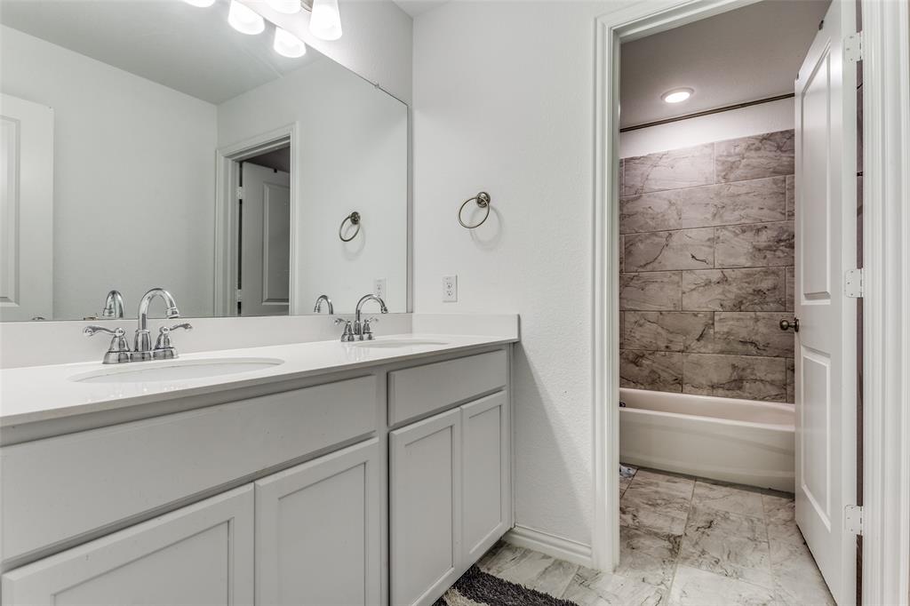 Riverset - Residential