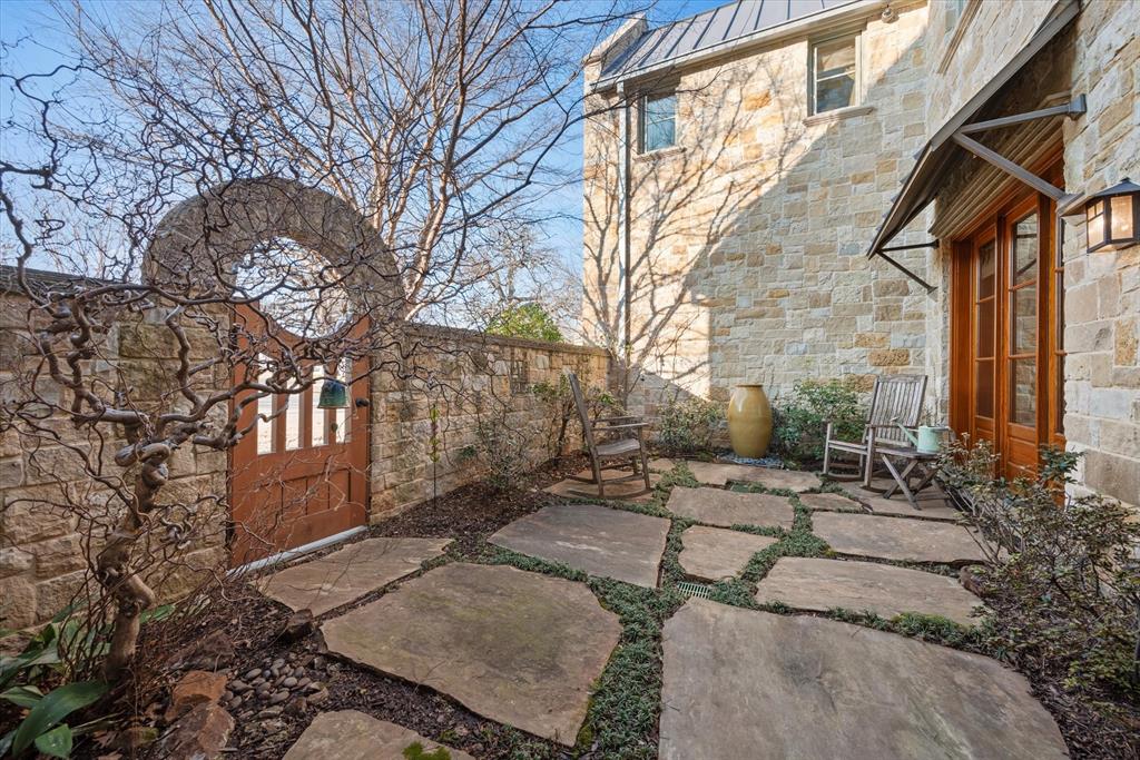 The Landing Ph Two - Residential