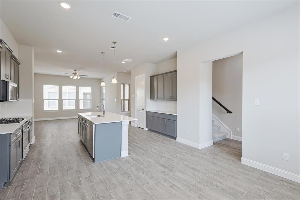 Lakeshore Terrace - Residential Lease