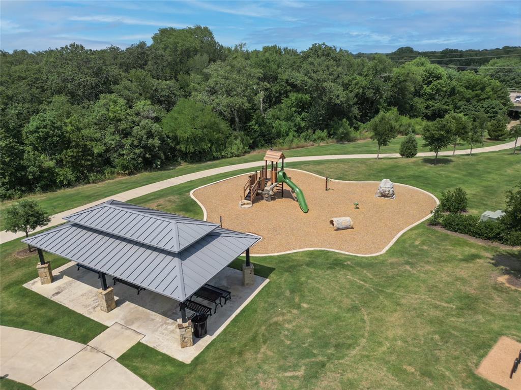 Lakeshore Terrace - Residential Lease