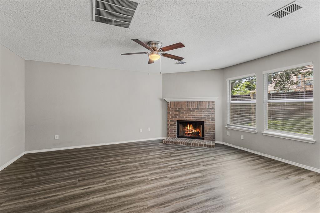 9305 Goldenview Drive