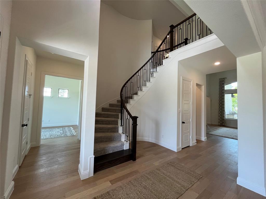 2403 Royal Dove Lane
