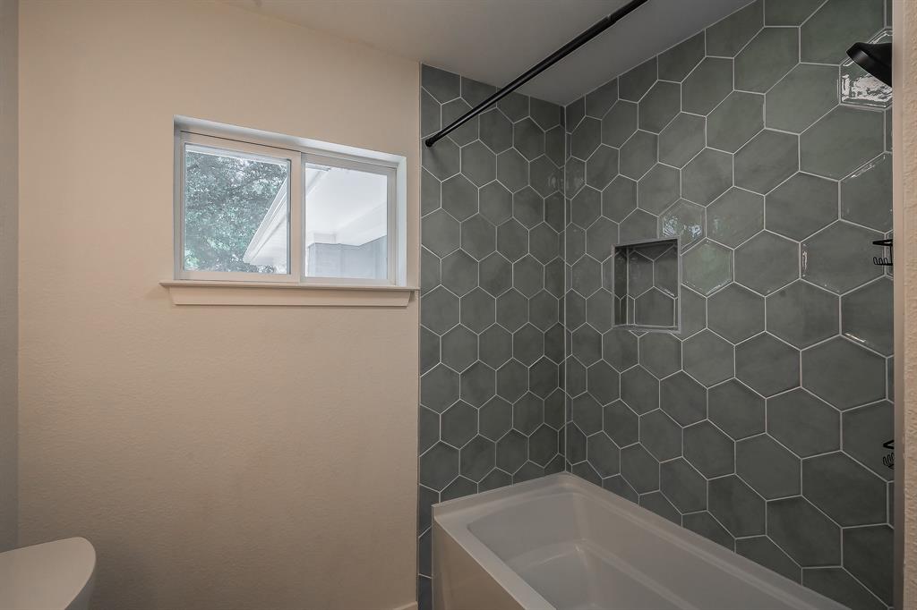 Walnut Hills 3rd Inst - Residential