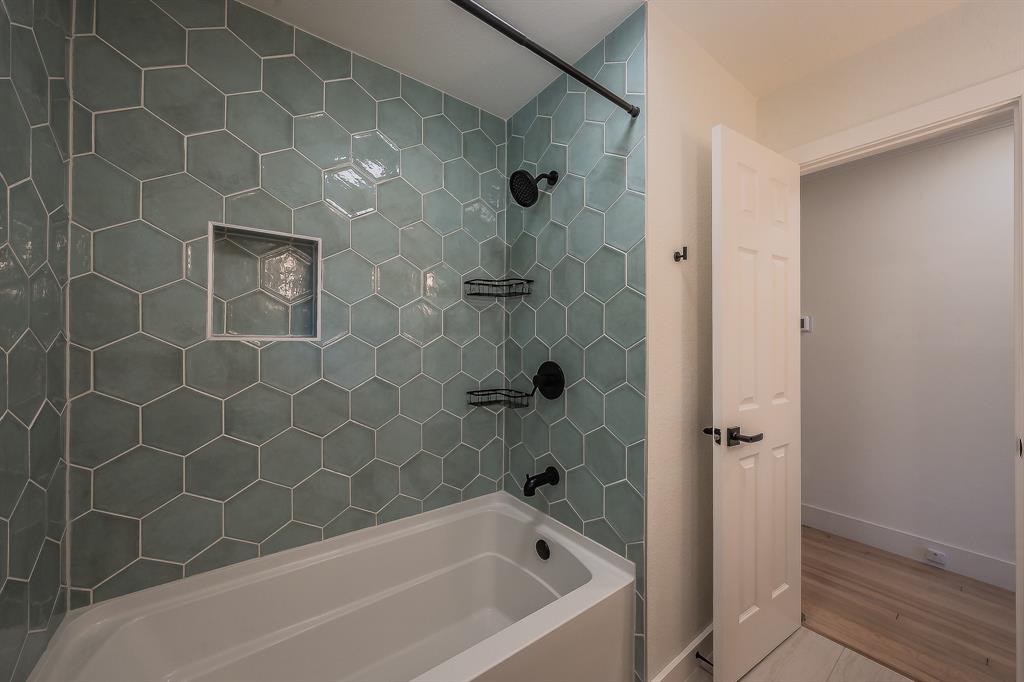 Walnut Hills 3rd Inst - Residential