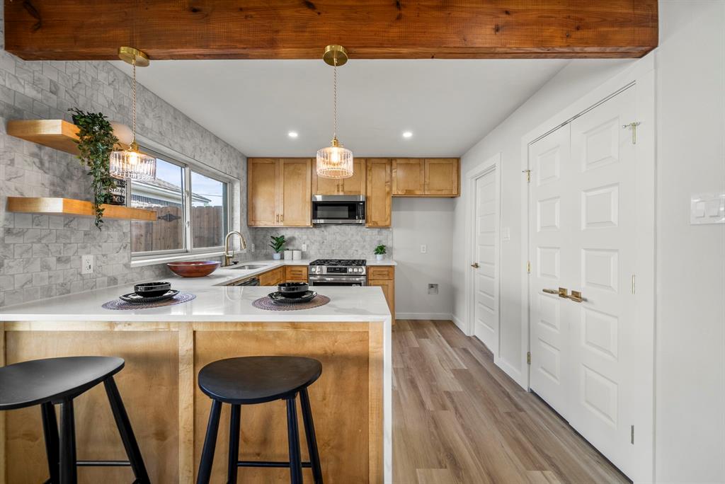3654 Ridgebriar Drive