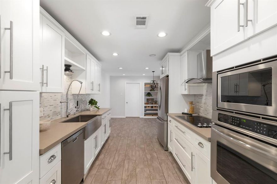 Updated, move-in ready, and ideally located near premier private schools, this Dallas home offers spacious living with stylish modern updates throughout. Featuring two generously sized bedrooms and 2. 5 baths, the thoughtfully designed layout provides spacious living with room to relax and entertain. The updated kitchen showcases modern finishes and flows seamlessly into the living spaces creating and inviting atmosphere for everyday living and gatherings alike. Recent interior paint and updated flooring add a fresh, move-in ready feel throughout the home. Ideally situated near sought-after private schools, shopping, dining and everyday conveniences, this home presents an exceptional opportunity for buyers seeking low maintenance living in a prime location.