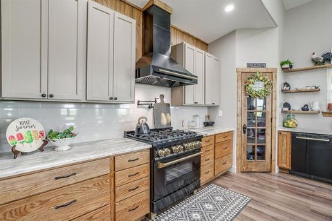 Tiny photo for 208 Private Road 107, Blum, TX 76627 (MLS # 21199898)