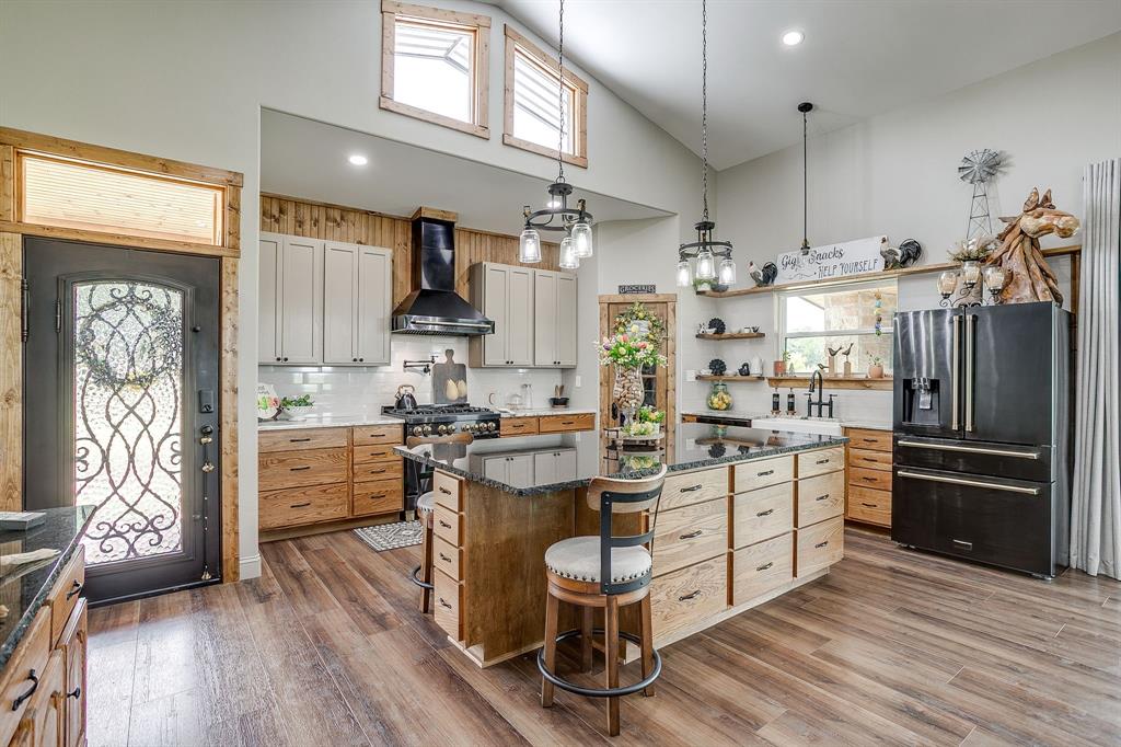 208 Private Road 107