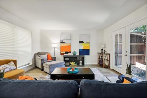 12715 Burninglog Lane Dallas TX 75243